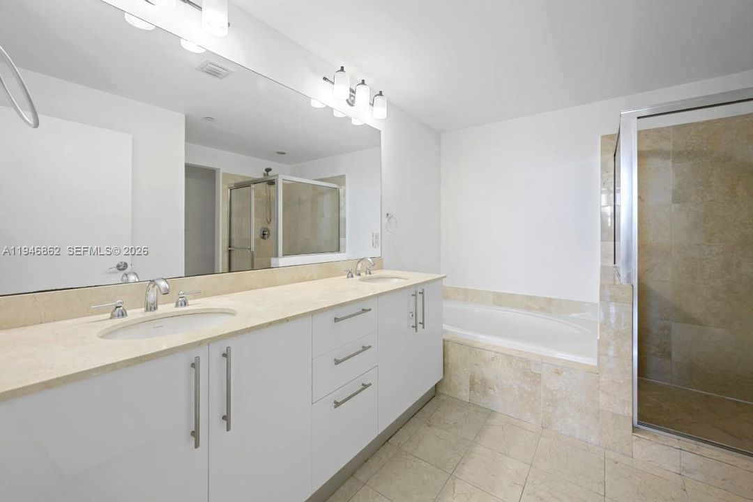 For Sale: $795,000 (3 beds, 2 baths, 2020 Square Feet)