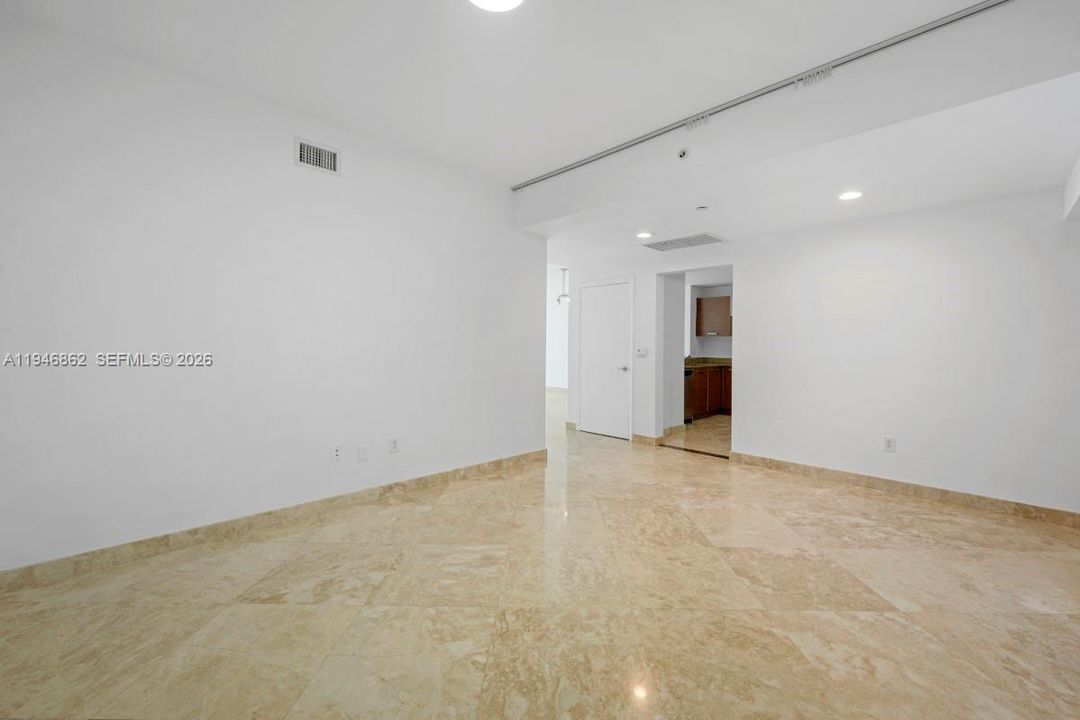 For Sale: $795,000 (3 beds, 2 baths, 2020 Square Feet)