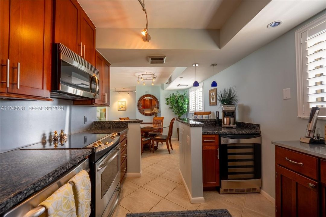 For Rent: $7,500 (2 beds, 2 baths, 1170 Square Feet)