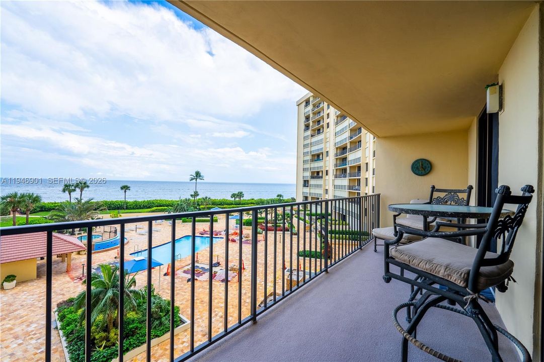 For Rent: $7,500 (2 beds, 2 baths, 1170 Square Feet)