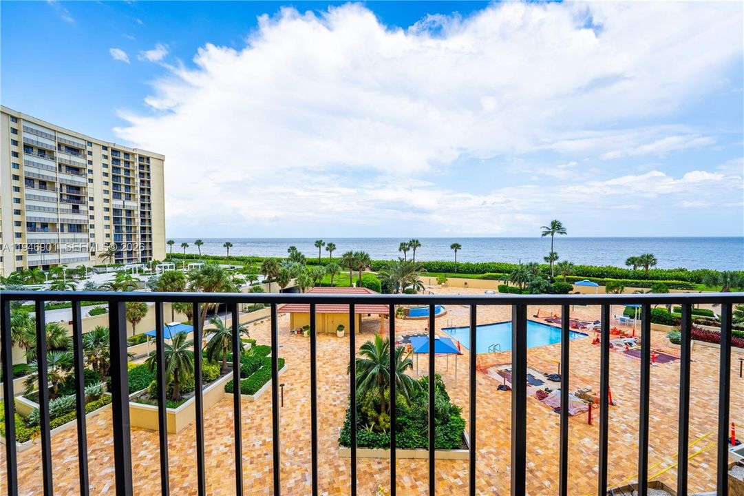 For Rent: $7,500 (2 beds, 2 baths, 1170 Square Feet)