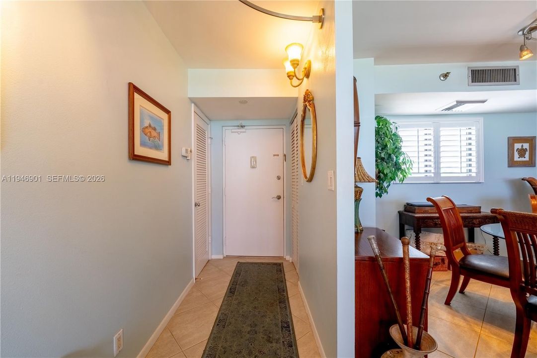 For Rent: $7,500 (2 beds, 2 baths, 1170 Square Feet)