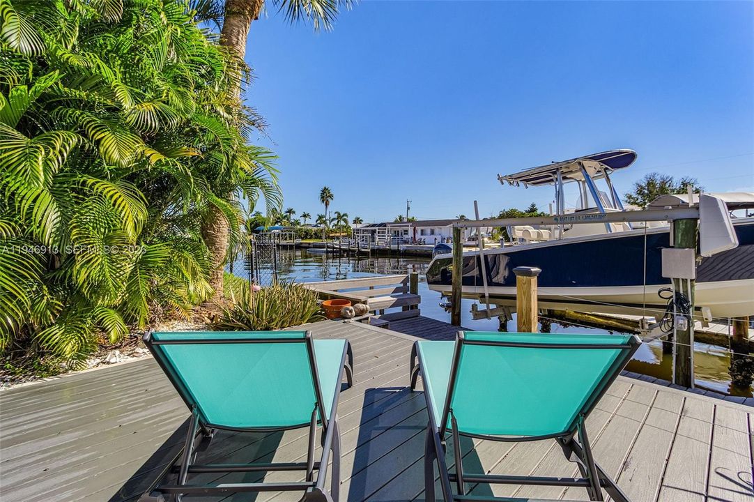 For Sale: $687,500 (2 beds, 2 baths, 0 Square Feet)