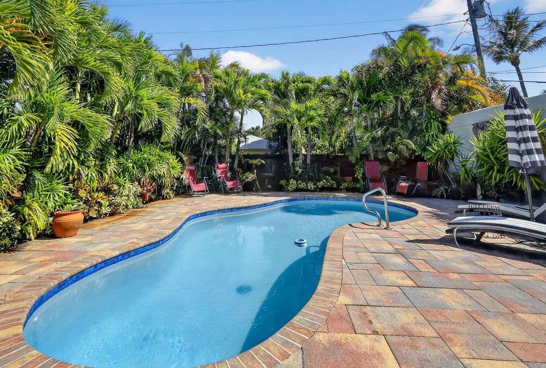 Pool deck