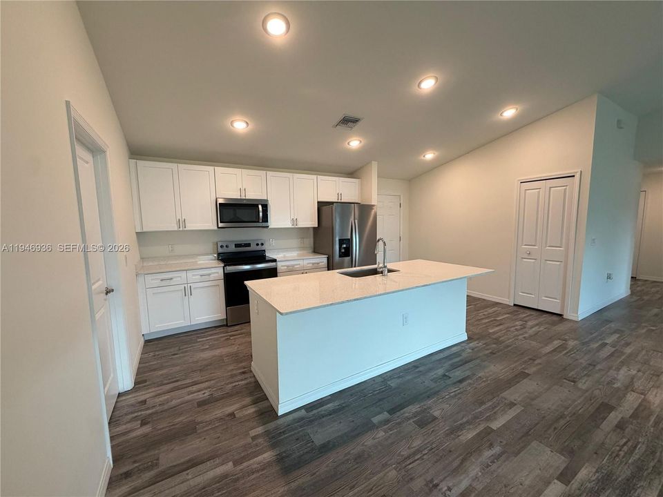 For Rent: $2,200 (4 beds, 3 baths, 0 Square Feet)