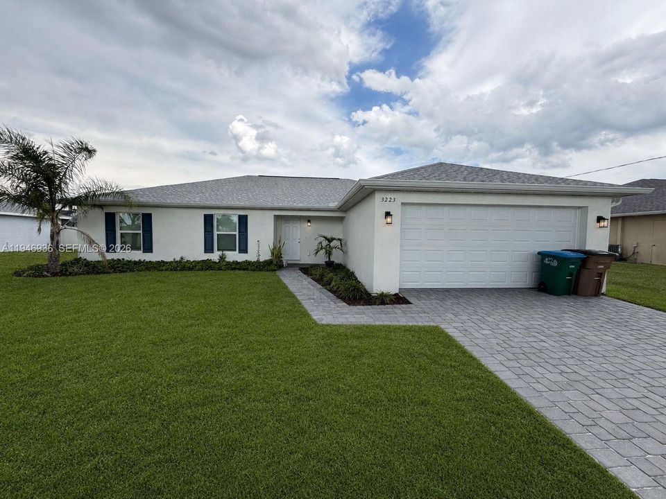 For Rent: $2,200 (4 beds, 3 baths, 0 Square Feet)