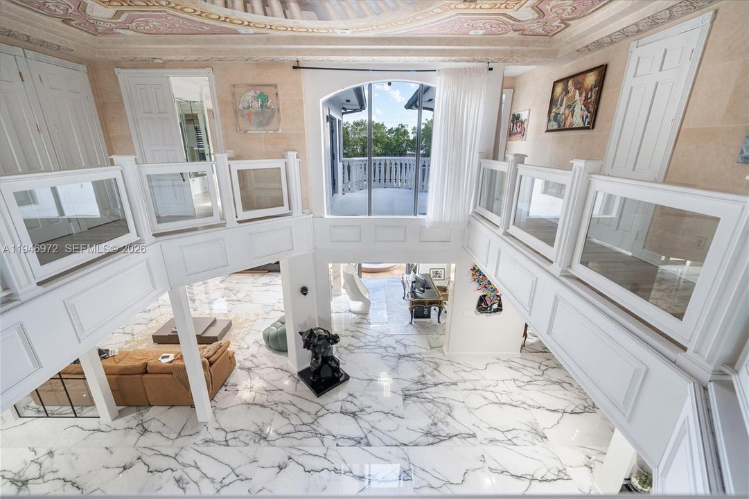 For Sale: $4,950,000 (6 beds, 4 baths, 5658 Square Feet)