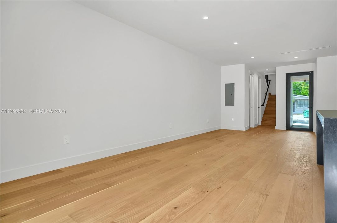 For Sale: $1,299,000 (3 beds, 2 baths, 1723 Square Feet)