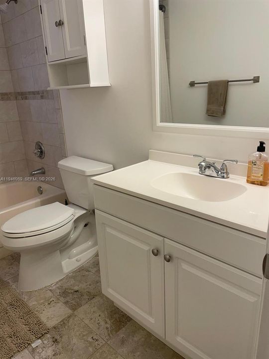 For Sale: $275,000 (2 beds, 2 baths, 1190 Square Feet)