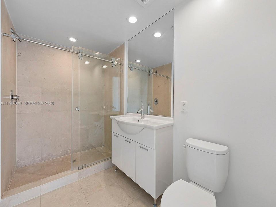 For Sale: $1,550,000 (3 beds, 2 baths, 1870 Square Feet)