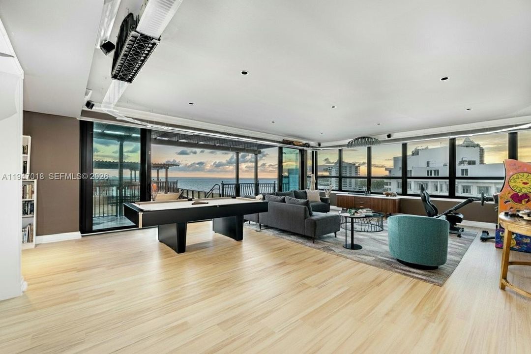 For Sale: $9,900,000 (5 beds, 8 baths, 8280 Square Feet)