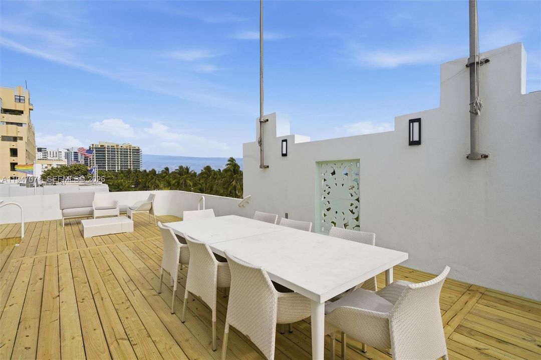 For Sale: $5,999,000 (4 beds, 4 baths, 2789 Square Feet)