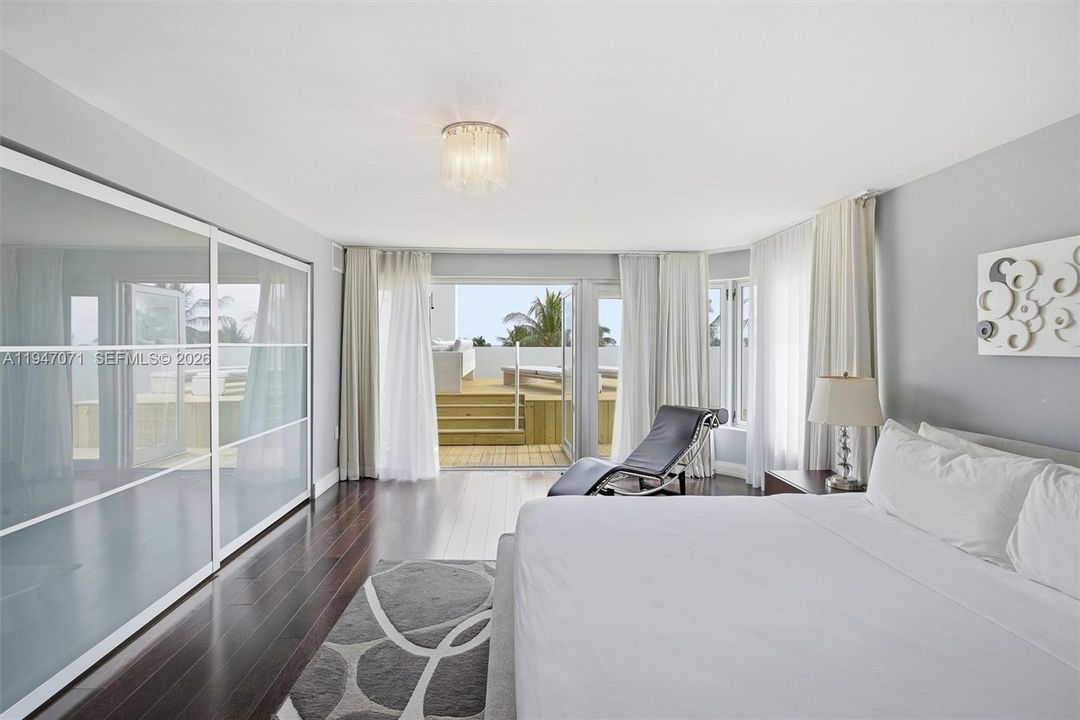 For Sale: $5,999,000 (4 beds, 4 baths, 2789 Square Feet)