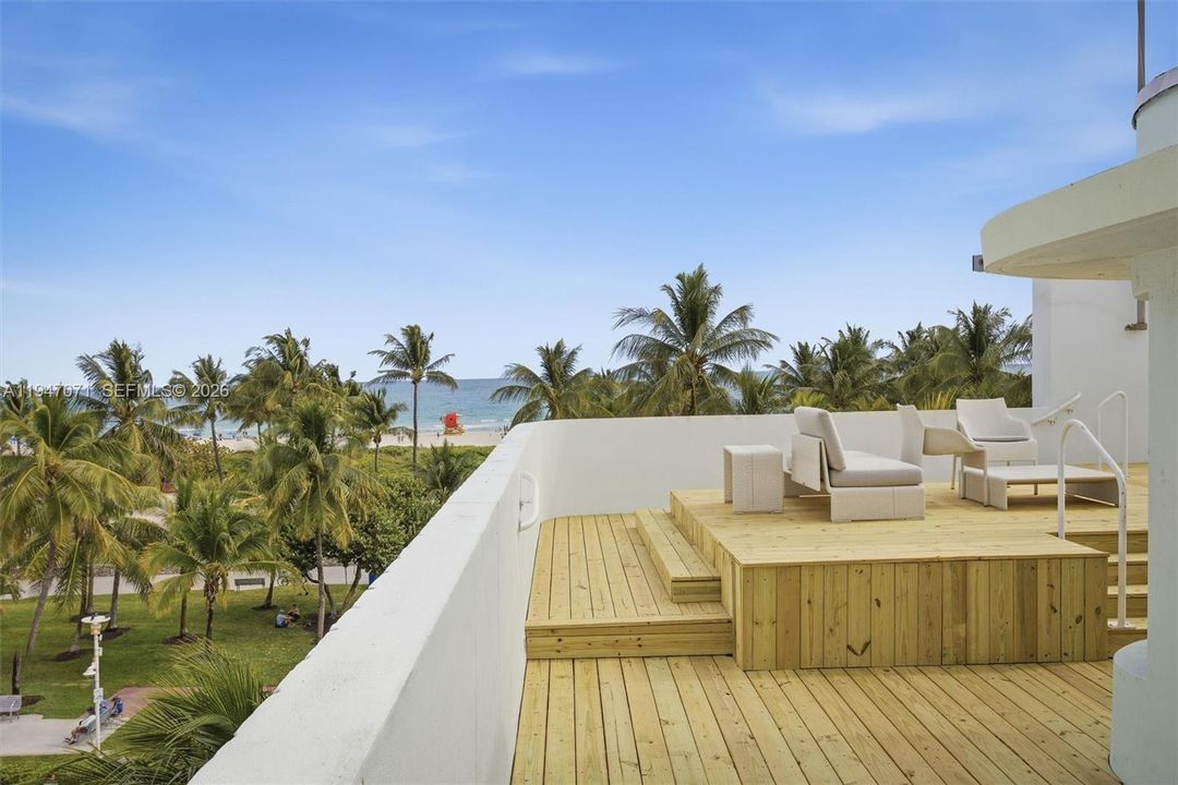For Sale: $5,999,000 (4 beds, 4 baths, 2789 Square Feet)