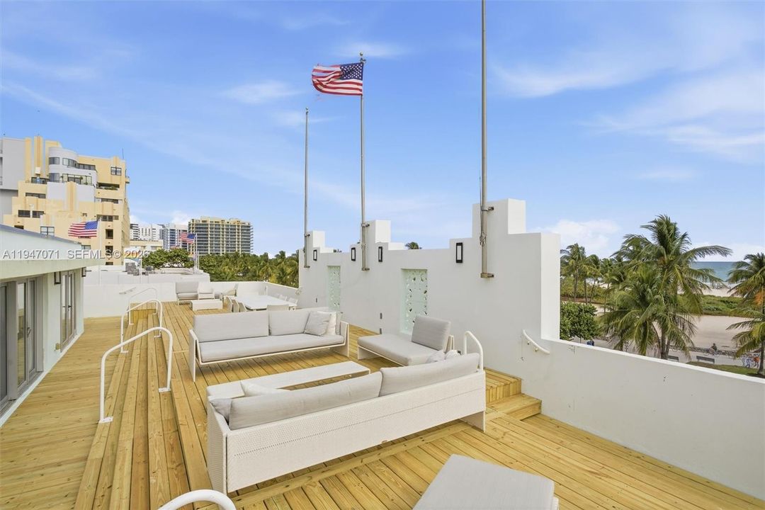 For Sale: $5,999,000 (4 beds, 4 baths, 2789 Square Feet)