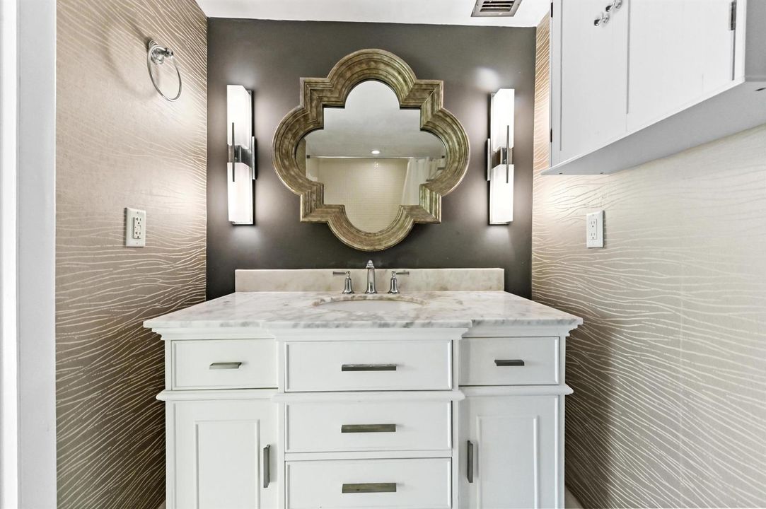31 bathroom 03