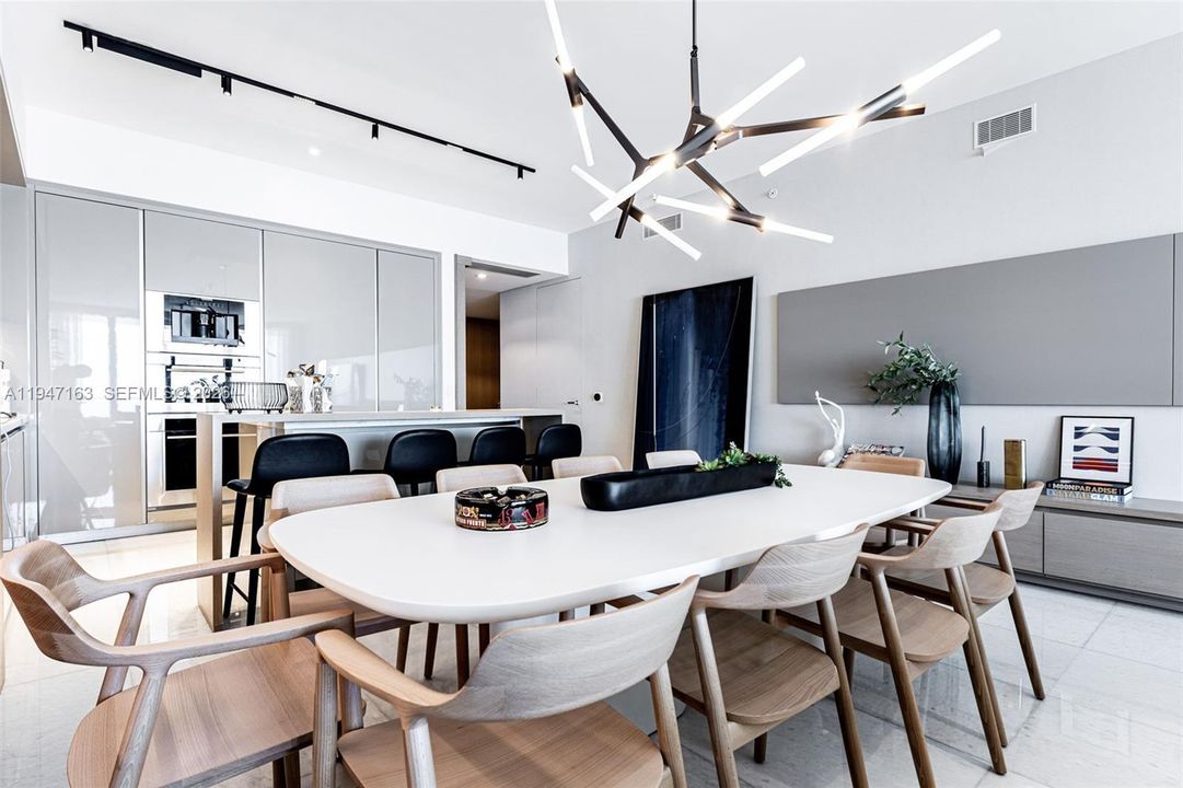 En Venta: $6,450,000 (4 camas, 4 baños, 2682 Pies cuadrados)