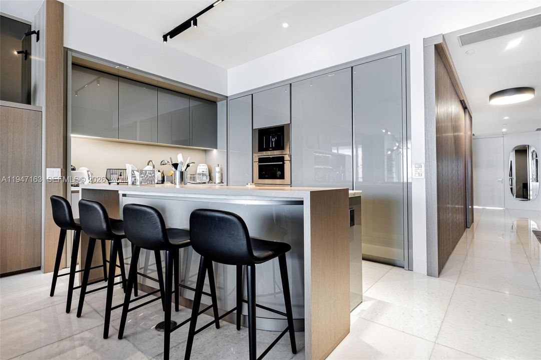 En Venta: $6,450,000 (4 camas, 4 baños, 2682 Pies cuadrados)