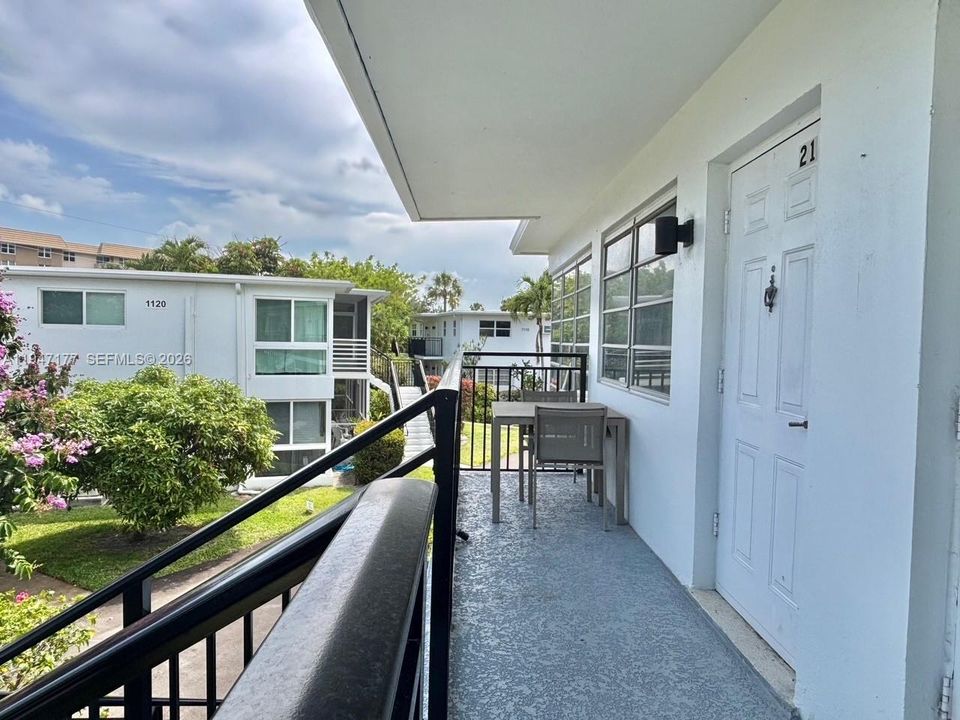 待售: $174,900 (1 贝兹, 1 浴室, 600 平方英尺)