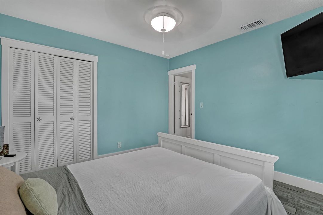 1890 SW 59th (22)