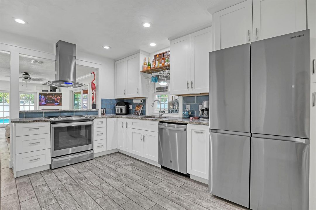 1890 SW 59th (12)