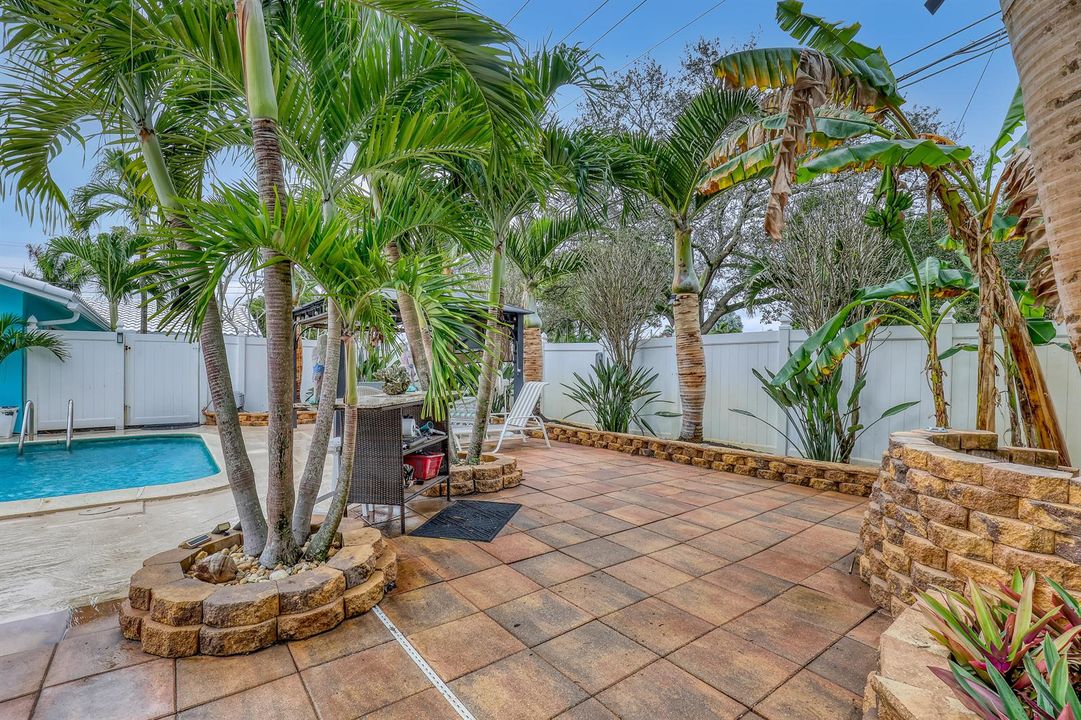 1890 SW 59th (45)