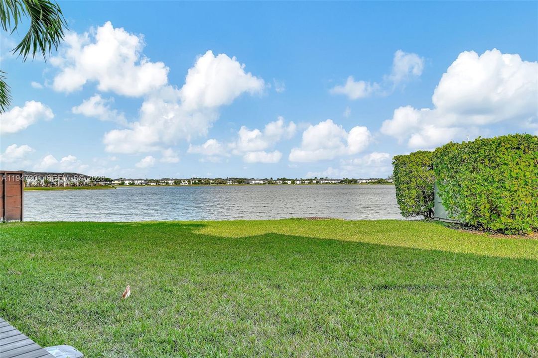 Recently Sold: $599,999 (3 beds, 2 baths, 1588 Square Feet)