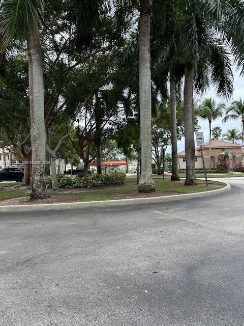 For Sale: $209,900 (2 beds, 2 baths, 815 Square Feet)