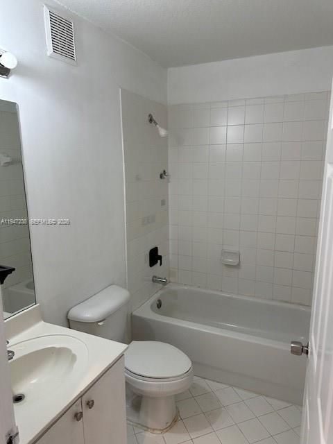 For Sale: $209,900 (2 beds, 2 baths, 815 Square Feet)