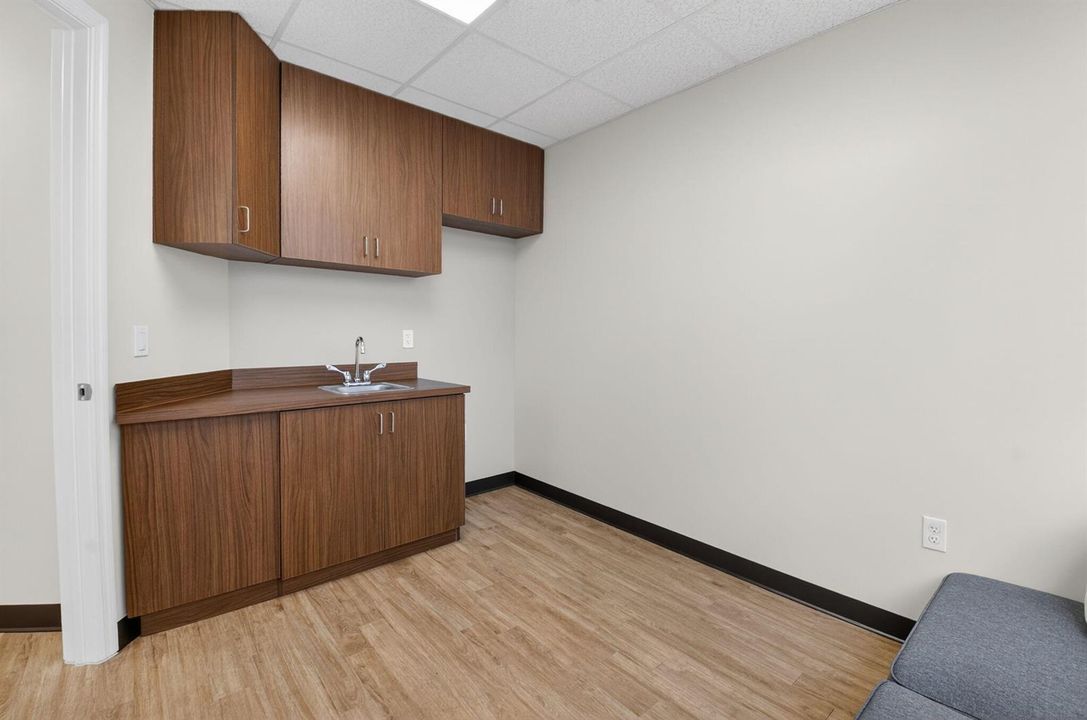 Vacant Sublease Room 2