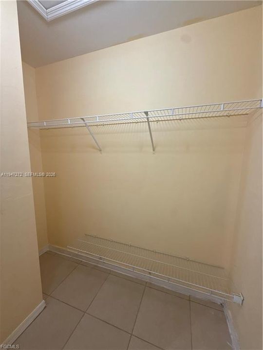 Recently Sold: $250,000 (3 beds, 2 baths, 1274 Square Feet)