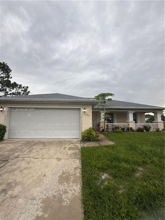 Recently Sold: $250,000 (3 beds, 2 baths, 1274 Square Feet)