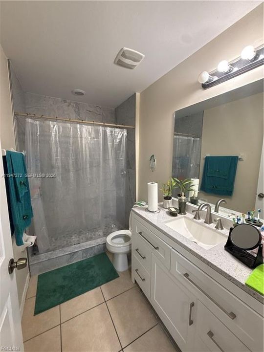 Recently Sold: $250,000 (3 beds, 2 baths, 1274 Square Feet)