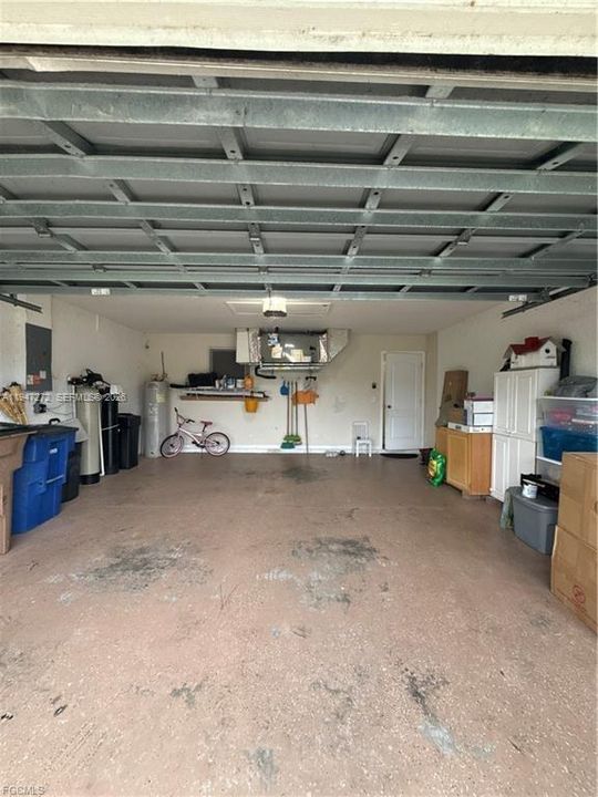 Recently Sold: $250,000 (3 beds, 2 baths, 1274 Square Feet)