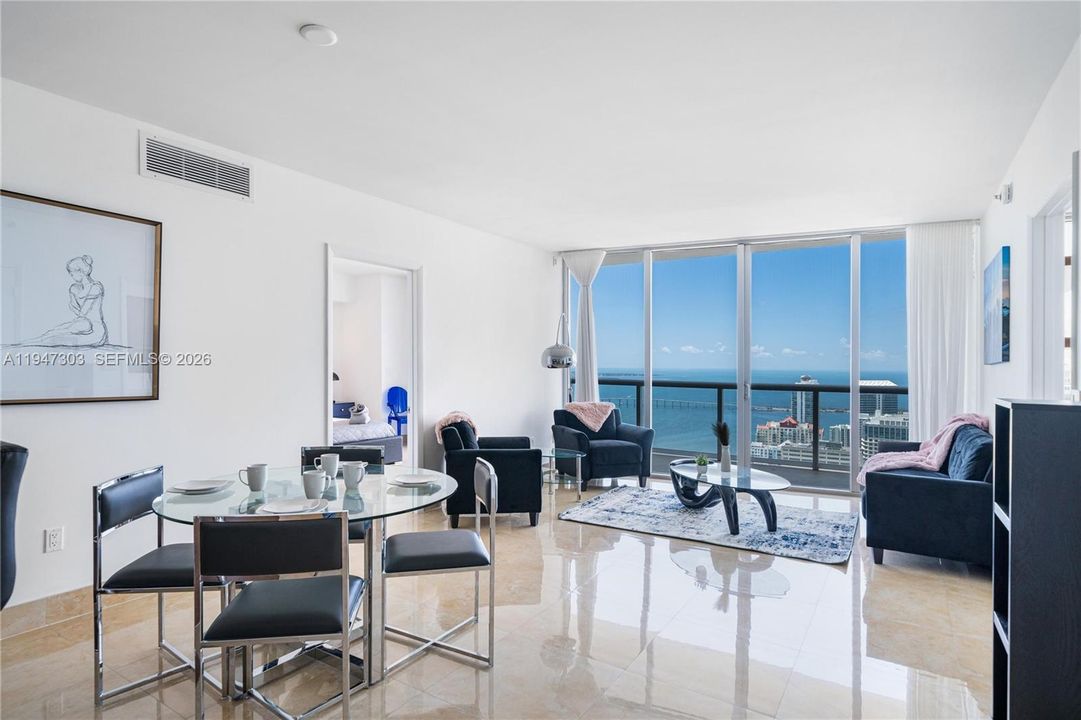 For Sale: $2,199,000 (3 beds, 3 baths, 2097 Square Feet)