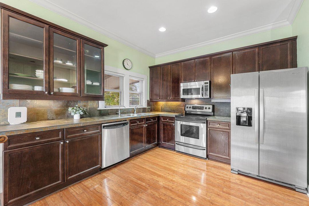 017-219SouthSwintonAve
