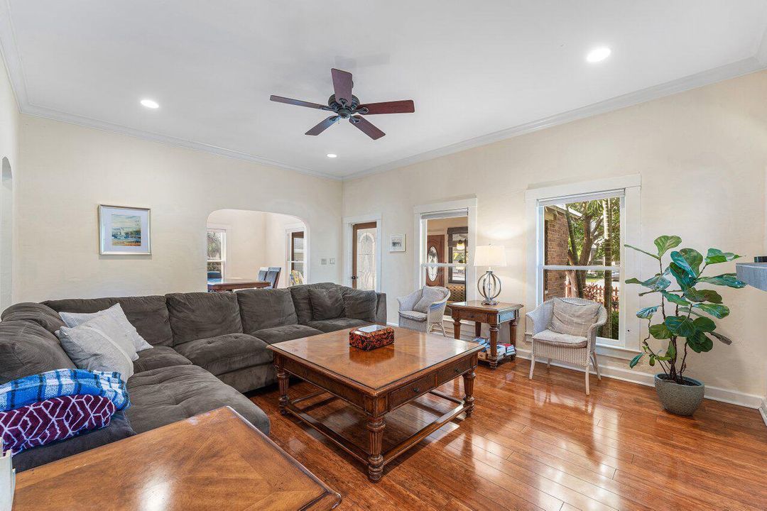 012-219SouthSwintonAve