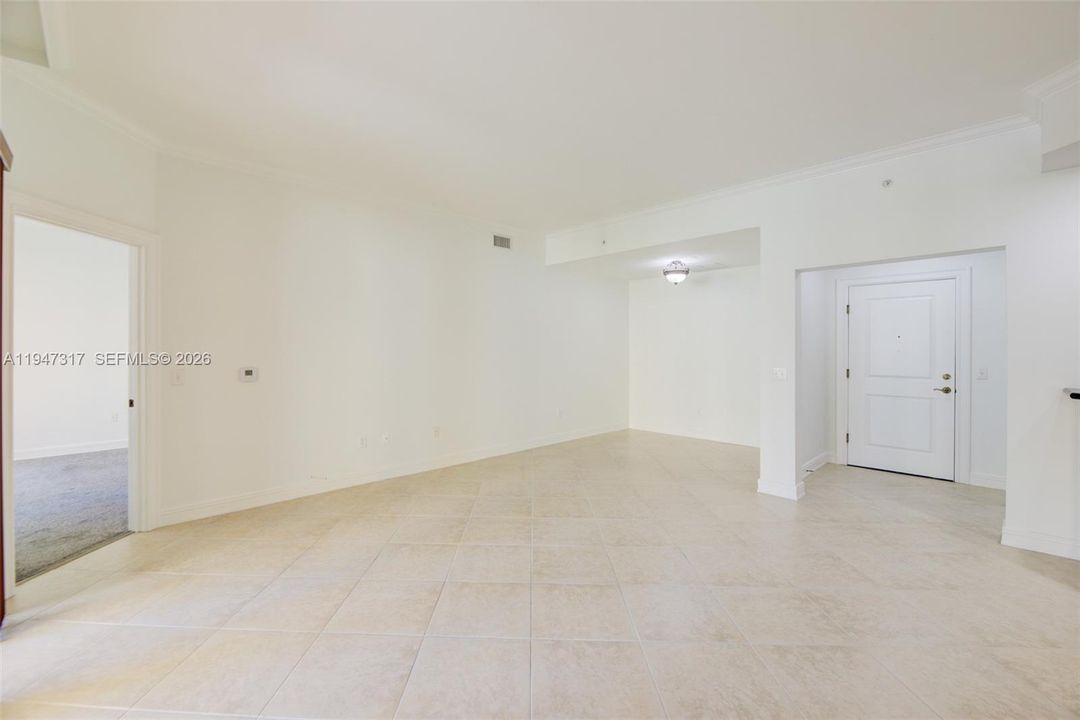 For Sale: $489,000 (2 beds, 2 baths, 1283 Square Feet)