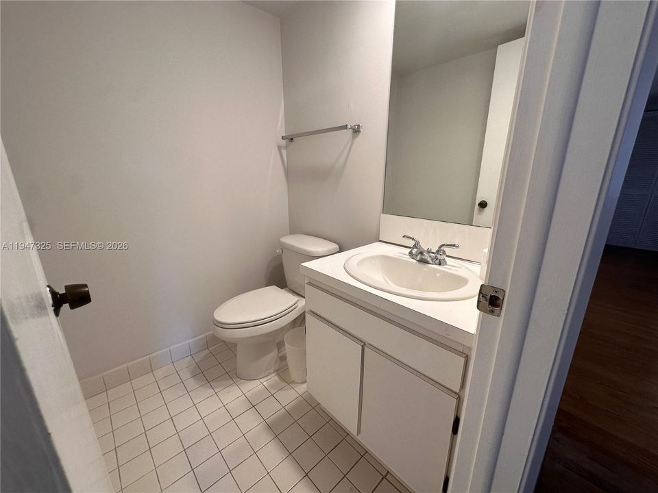En Venta: $630,000 (2 camas, 2 baños, 1423 Pies cuadrados)