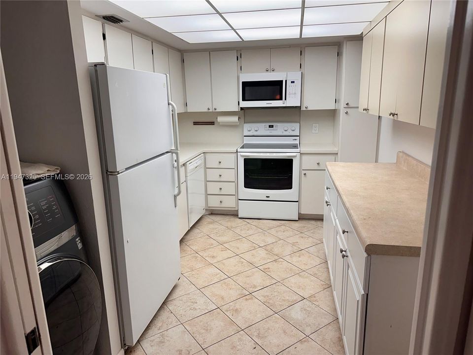 En Venta: $630,000 (2 camas, 2 baños, 1423 Pies cuadrados)