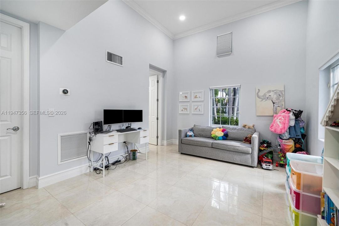 En Venta: $1,899,000 (4 camas, 4 baños, 3176 Pies cuadrados)