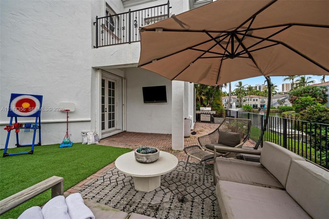 En Venta: $1,899,000 (4 camas, 4 baños, 3176 Pies cuadrados)