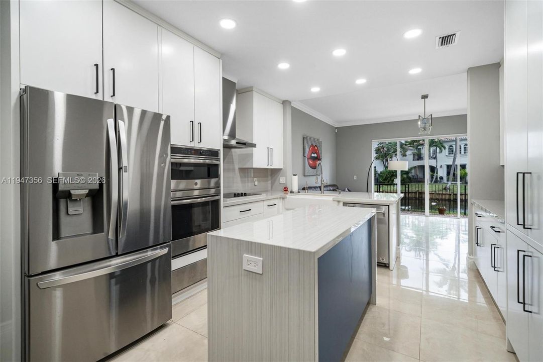 En Venta: $1,899,000 (4 camas, 4 baños, 3176 Pies cuadrados)