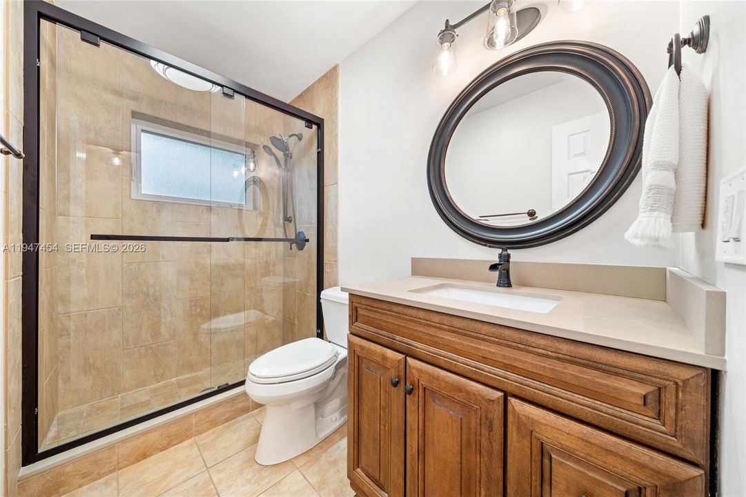 Vendido Recientemente: $1,750,000 (3 camas, 2 baños, 2032 Pies cuadrados)