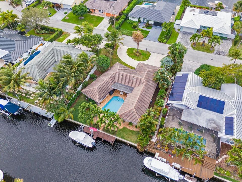 Vendido Recientemente: $1,750,000 (3 camas, 2 baños, 2032 Pies cuadrados)