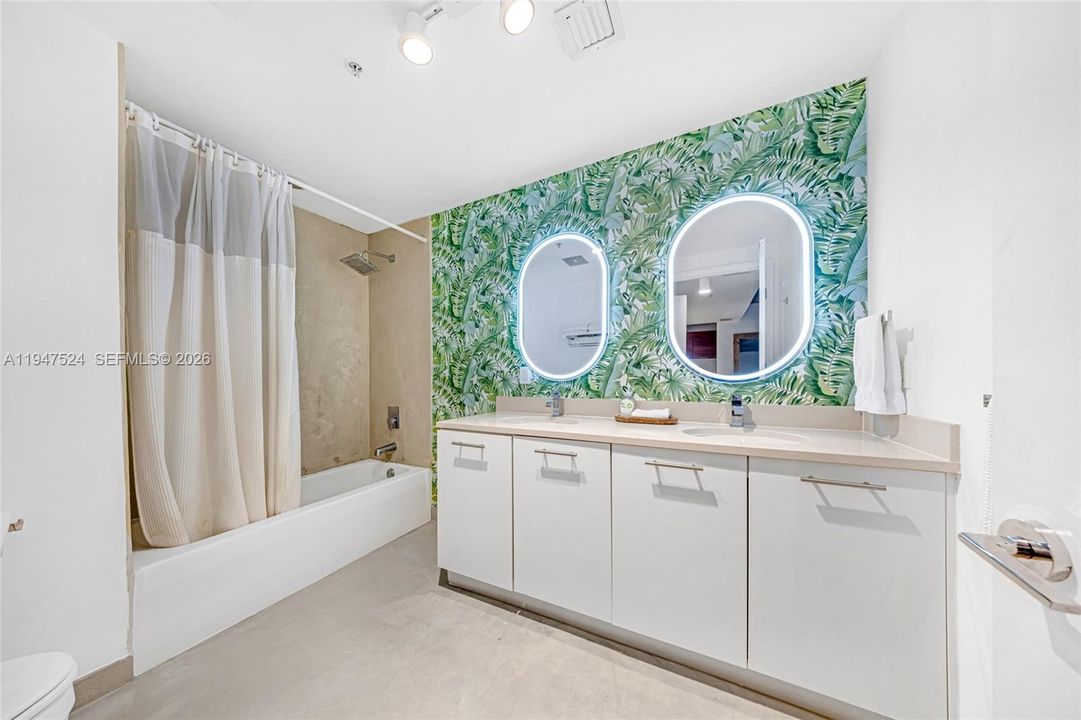 For Sale: $670,000 (2 beds, 2 baths, 1146 Square Feet)