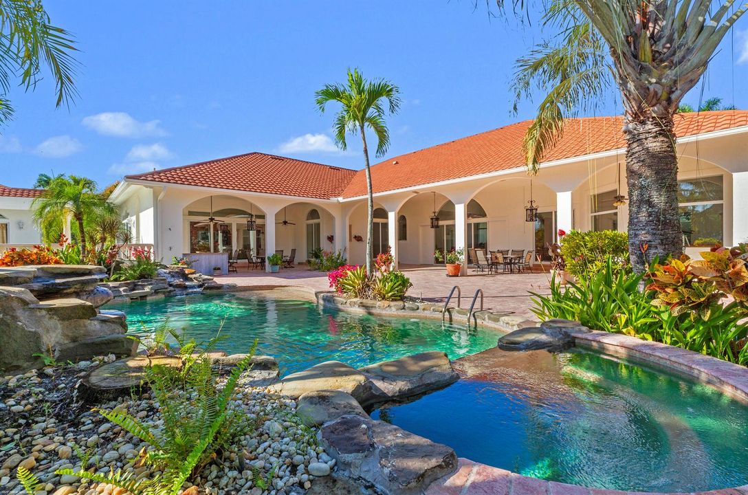 Pool & Patio