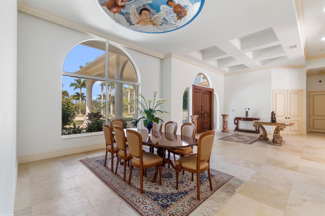 Formal Dining