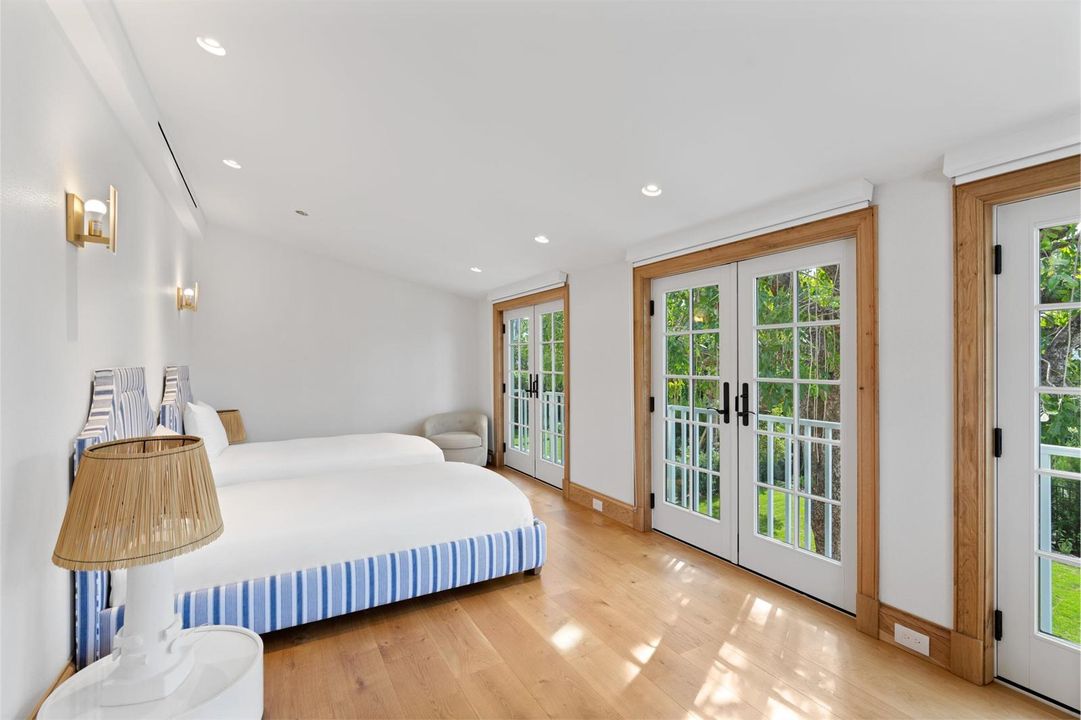 Guest Room 2