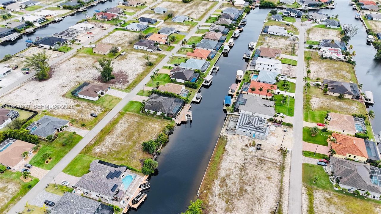 This is a boater & fisherman's dream location at such a great price!!